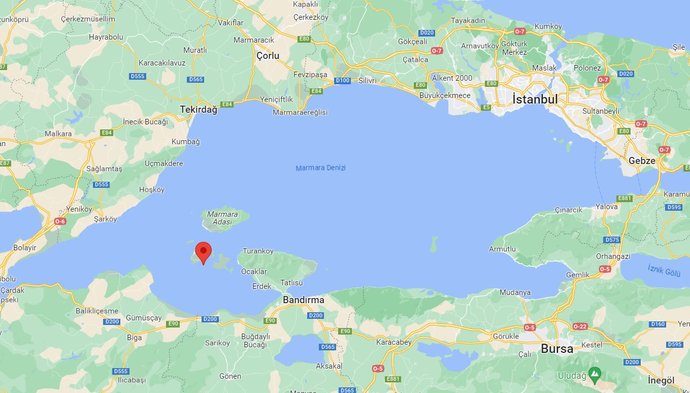 Saat 23:05te Marmara Denizinde 4.5 büyüklüğünde bir #deprem oldu. Depremi hisseden var mı?