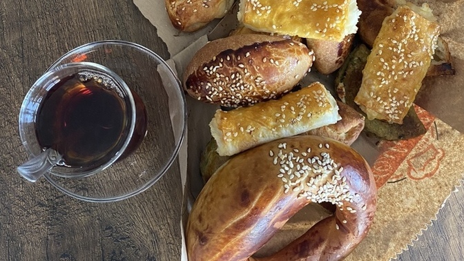 Sabah kahvaltısında açma, simit, poğaça gibi şeyleri yer misiniz?