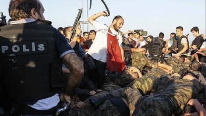 Türkiye’de bir daha darbe olma riski var mı?