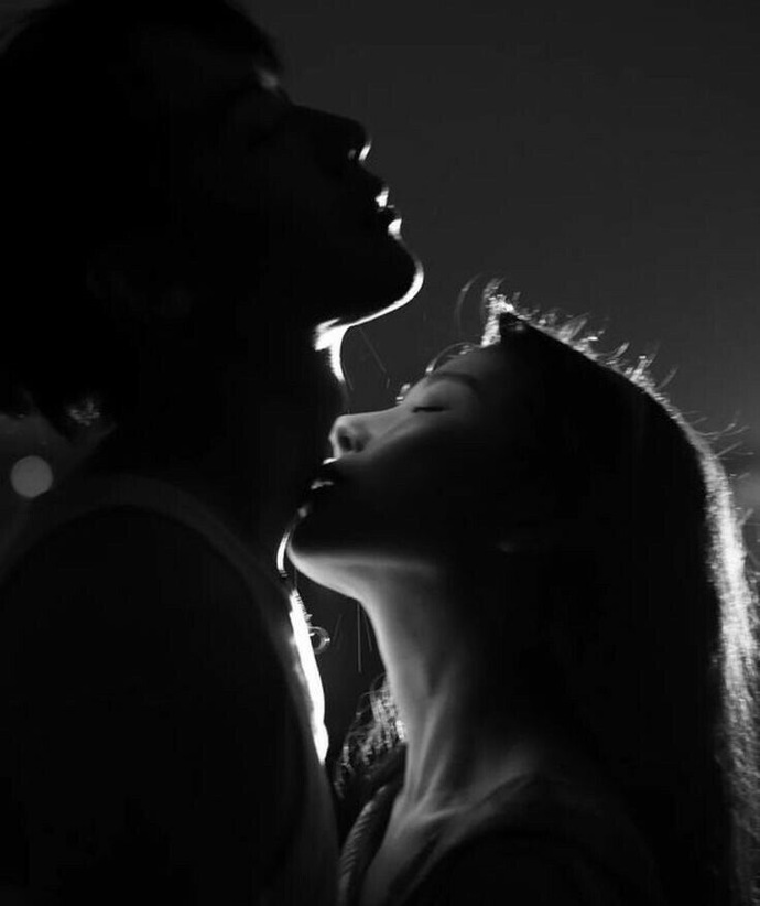 Libidosu extrem yüksek olan biriyle ilişki yürütebilir misiniz?