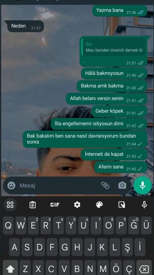 Sevgilim maça gitti mesajlarıma bakmıyor?