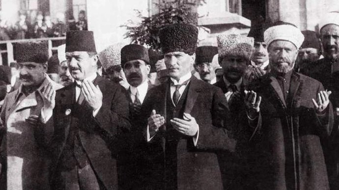 Diyanet, 85. ölüm yıldönümünde okunacak cuma hutbesinde yine Atatürk’e yer vermedi düşünceleriniz nelerdir?
