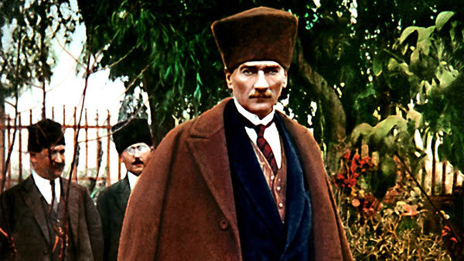 Atatürk'ün en çok hangi yönünü seviyorsun?