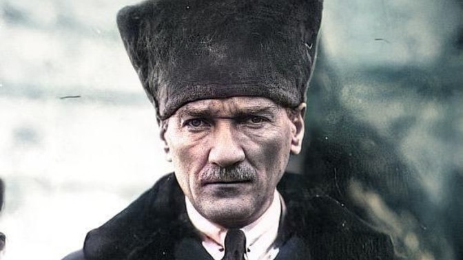 Sizce Atatürk burada olsa bize ne tür tavsiyeler verirdi?