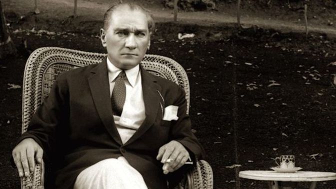 Ulu Önder Gazi Mustafa Kemal Atatürk'ün ölüm yıl dönümünde Ona ne söylemek istersin?