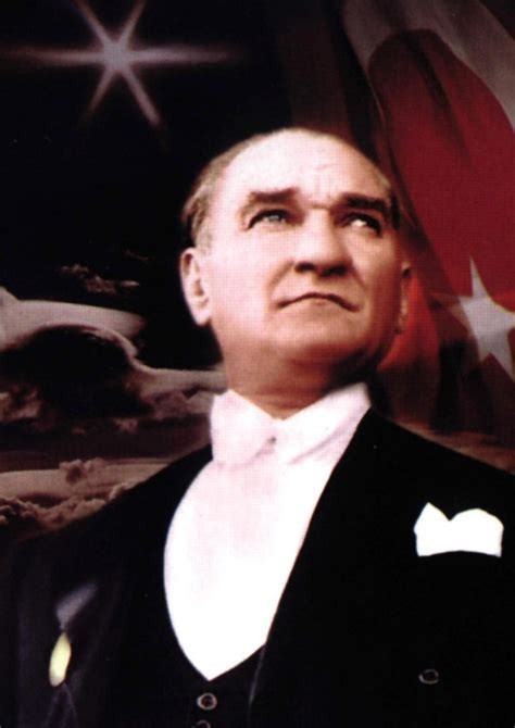 Si̇zce ulu önder Mustafa Kemal Atatürkün en örnek alınası özelli̇ği̇ nedi̇r?