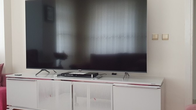 Televizyon markanız nedir ve boyutu kaç inch?