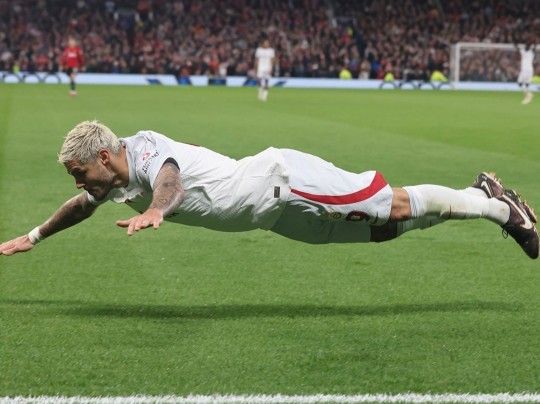 Icardi den daha fazla ün yapmış bir Gs li futbolcu var mı?