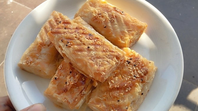 Kadınlar evli oldukları erkeğin annelerini neden sevmez veya çekemez?