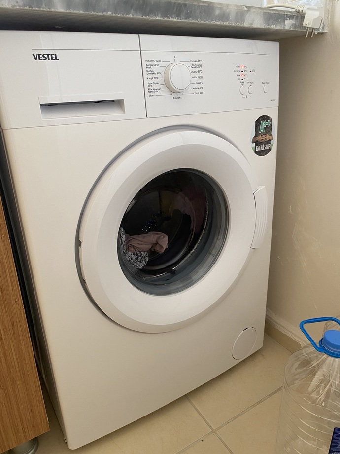 Çamaşır Makinesi yıkama ve sıkma ışıkları aynı anda çalışıyor?