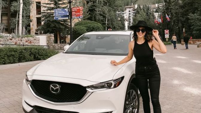 Yeni aldığınız arabanın jelatinlerini size sormadan söken sevgiliden ayrılır mıydınız?