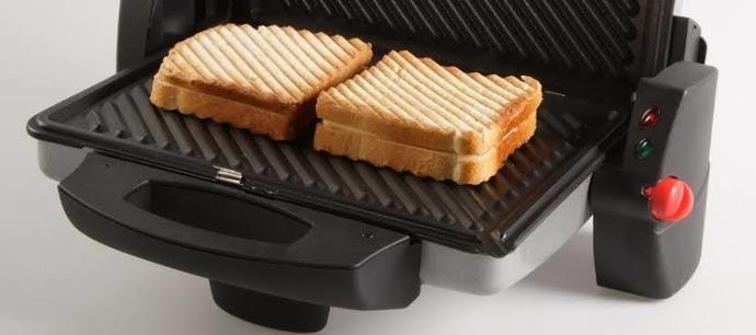 Tost makinesi çeyiz için gerekli mi sizce?
