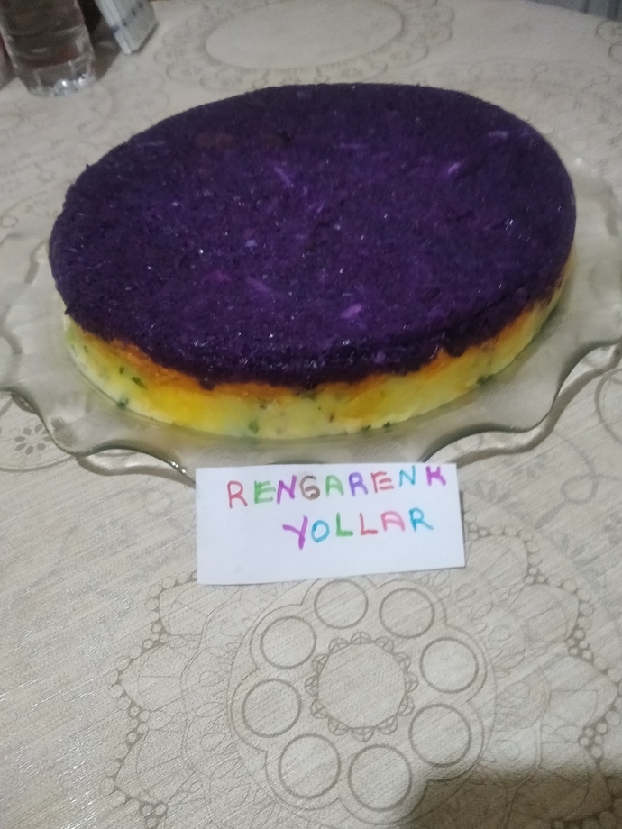 Renkli kişiliğimi yansıtan rengarenk bir salata yaptım nasıl olmuş sizce?