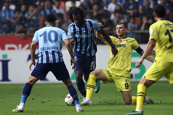 Adana Demirspor 0 - Fenerbahçe 0... Sarı lacivertliler liderliği almasına rağmen fırsat tepti! Maçı nasıl buldunuz?