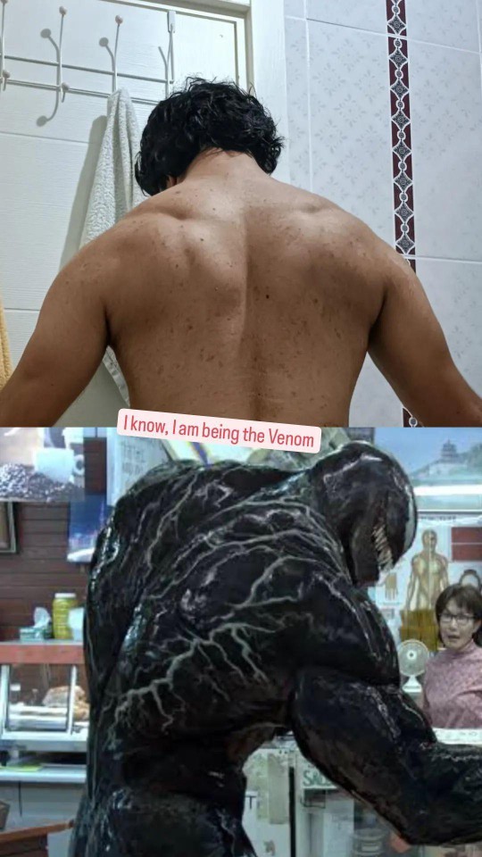 Venomun omuzları harika değil mi?