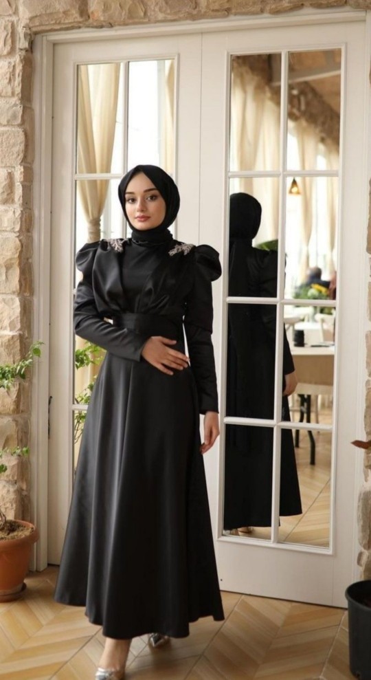Kına gecesinde sizce hangisini tercih etmeliyim?