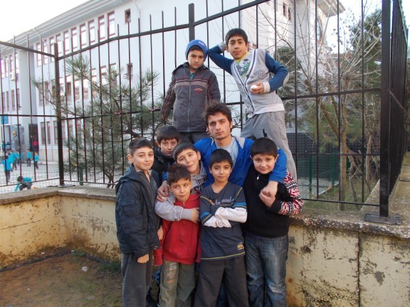 Ya benim küçüklükten beri Mafya erkolara takintim var normal mi?