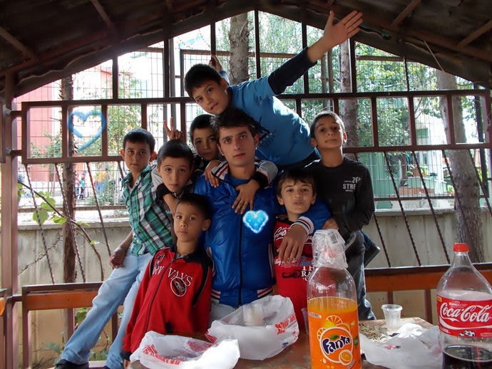 Ya benim küçüklükten beri Mafya erkolara takintim var normal mi?