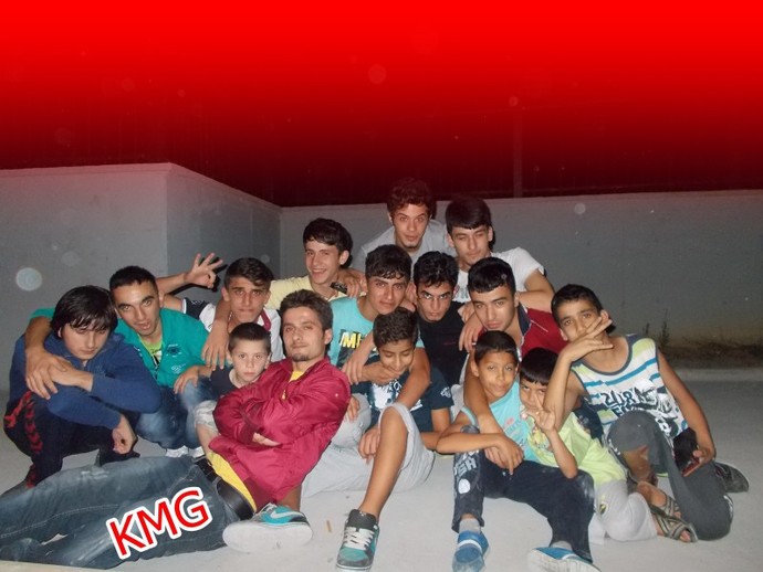 Ya benim küçüklükten beri Mafya erkolara takintim var normal mi?