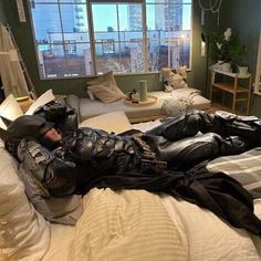Batman vs. İron Man sizin tercihin hangi karakterden yana?