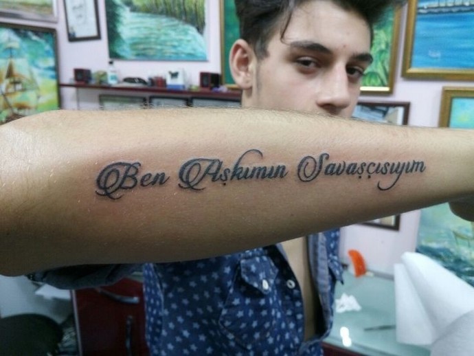 Sevgiliniz evlilik şartı olarak dövme yaptırmanızı istese kabul eder misiniz?