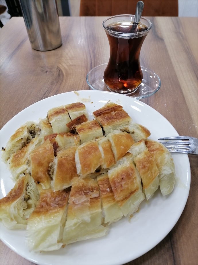 Selam millet kahvaltı yaptınız mı?