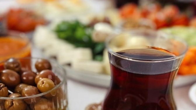 Kahvaltı yapmanın yeri ve zamanı var mıdır?