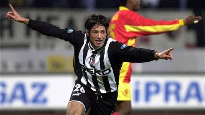 Beşiktaş tarihinin gelmiş geçmiş en iyi futbolcusu kimdir?