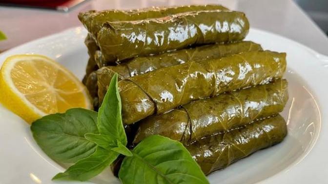 En sevdiğiniz yemek ve tatlı hangisi?