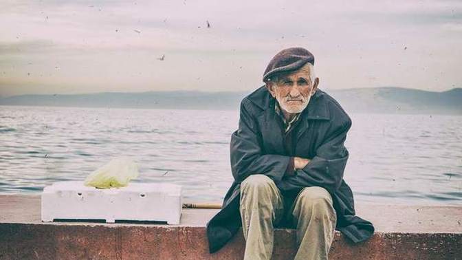 Yalnız olmak sizce nasıl bir duygu?