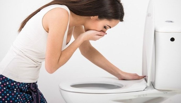 Birinin senin karşında kusması seni tiksindirir mi?