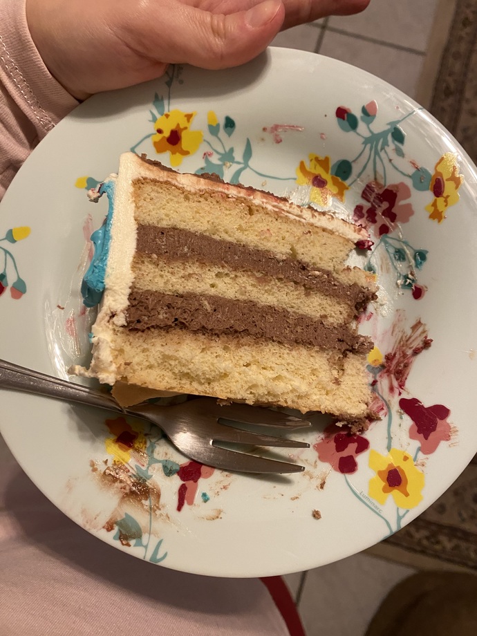 Sizce pastamın içi nasıl gözüküyor, keki çok mu kuru?