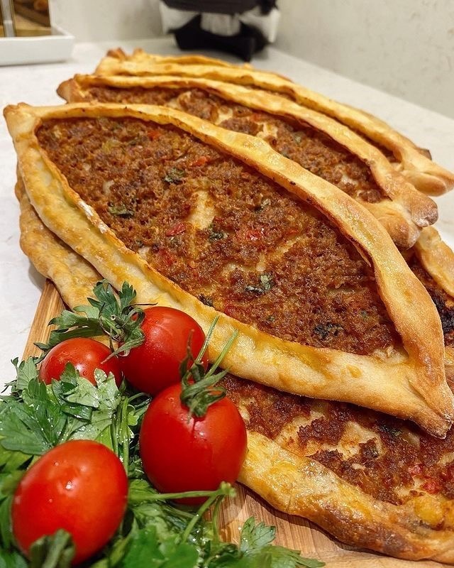 Lahmacun mu yoksa pide mi?