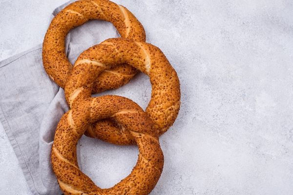 Simit ayran mı yoksa köfte patates mi?