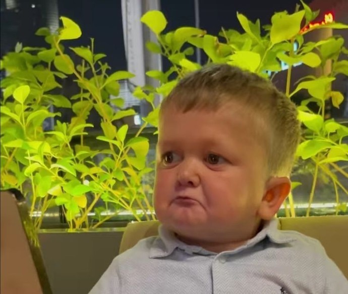 Bildiğiniz yalanları dinlediğiniz hiç oldu mu?