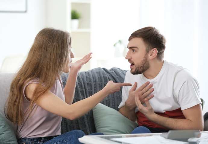 İlişkide geçmişi en çok sorgulayan kadınlar mıdır yoksa erkekler midir?