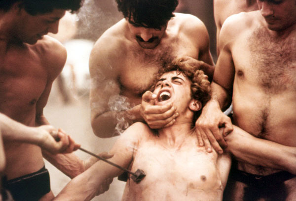 Yönetmen olsaydınız cektiğiniz filmde nasıl işkencelere yer verirdiniz?