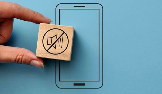 Telefonunuzu sessizde mi, sesi açık mı kullanırsınız?