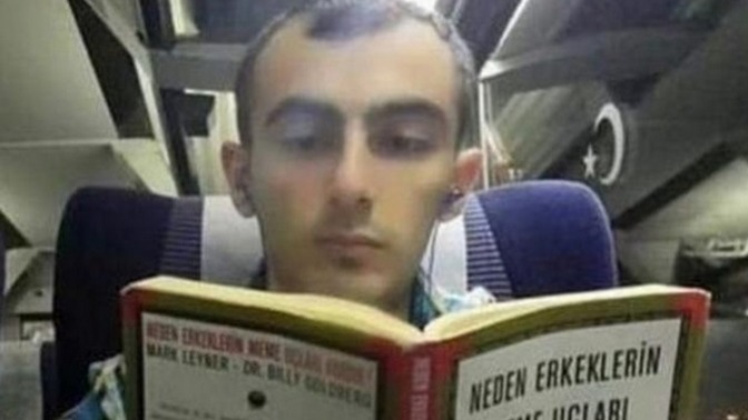 Yolculuk yaparken kitap okuyamayanlardan mısınız?