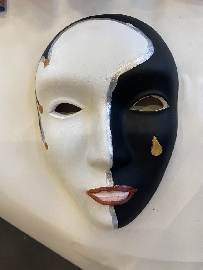 Eyes wide shut