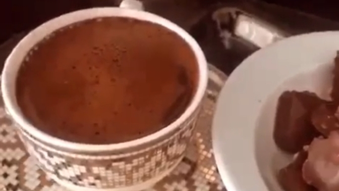Yemek üzerine kahvem nasıl olmuş. Köpüğü iyi mi?
