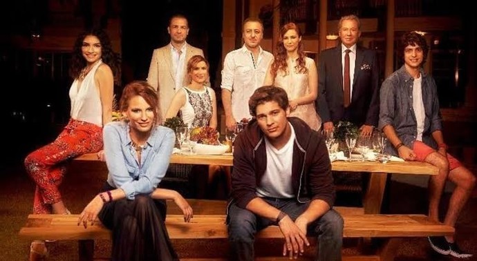 Türk dizi tarihinin en iyi dizisi sizce hangisi?