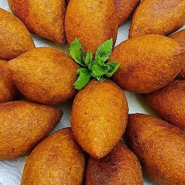Çiğ köfte mi içli köfte mi?