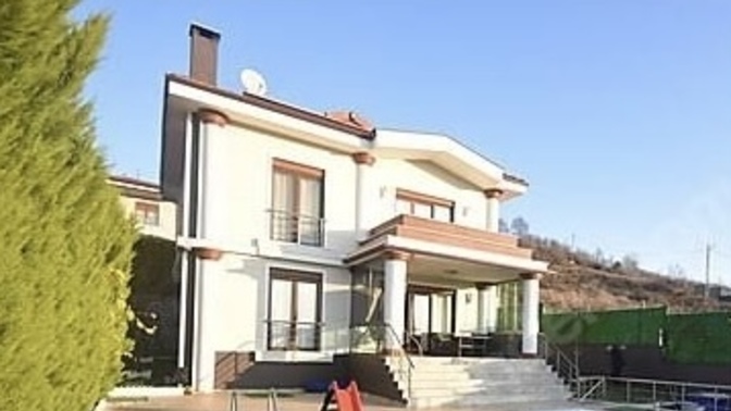 Evinizin dışardan fotoğrafını çekin?
