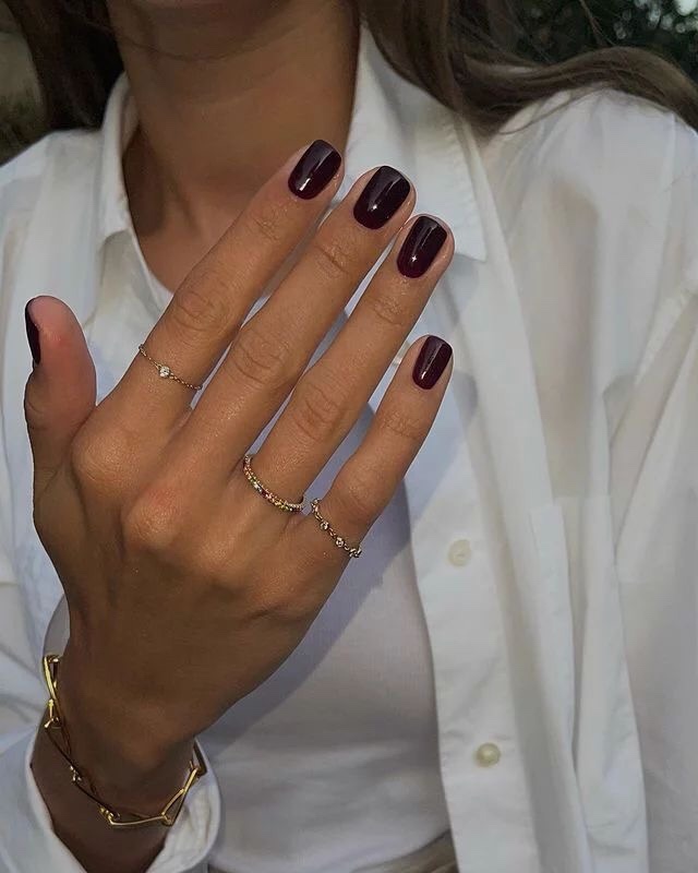 Kısa tırnak mı uzun tırnak mı favoriniz? 💅?