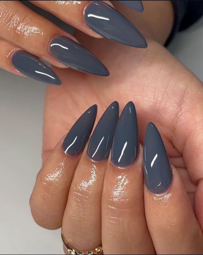 Kısa tırnak mı uzun tırnak mı favoriniz? 💅?