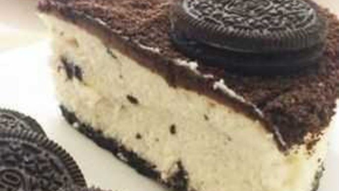 Siyahların kralı, oreo bisküvi ile kahveden daha güzel gidecek bir şey olamaz iddiasıyla geldim, sizin öneriniz nedir 🤩?