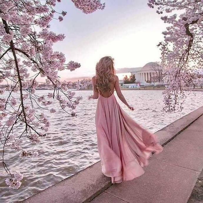 Romantik olmak hafife alınacak bir şey mi, günümüzde neden pek değer verilmiyor ve dalga geçiliyor 😍?
