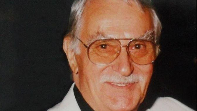 Gözlüğün en çok yakıştığı yakışıklı erkek ünlü kim?