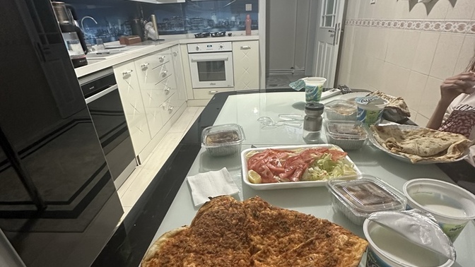 Lahmacun sever misiniz?